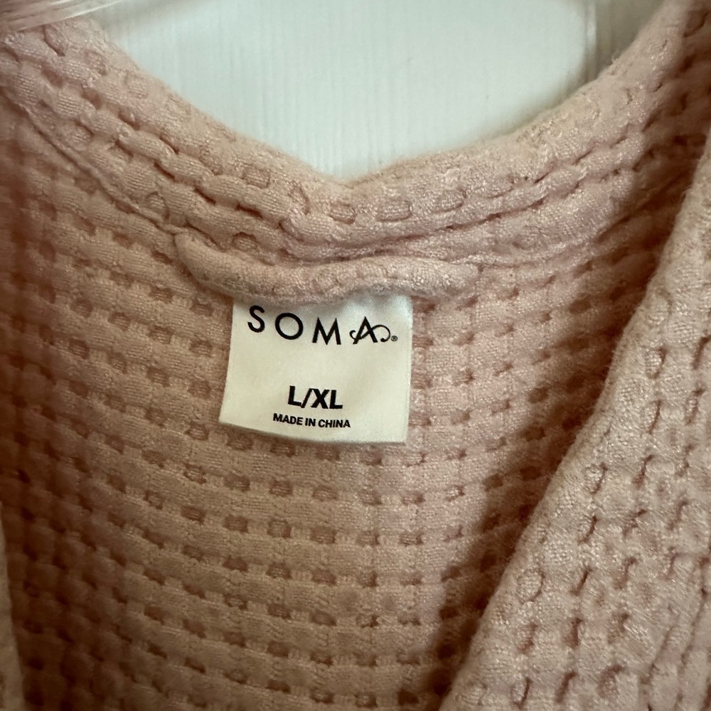 Soma Robe Women's Pink L/XL Wrap Pockets Short Knit Waffle (Missing Belt) - Picture 2 of 5